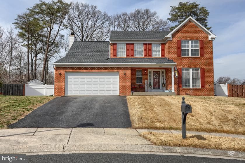 902 Minglewood Lane