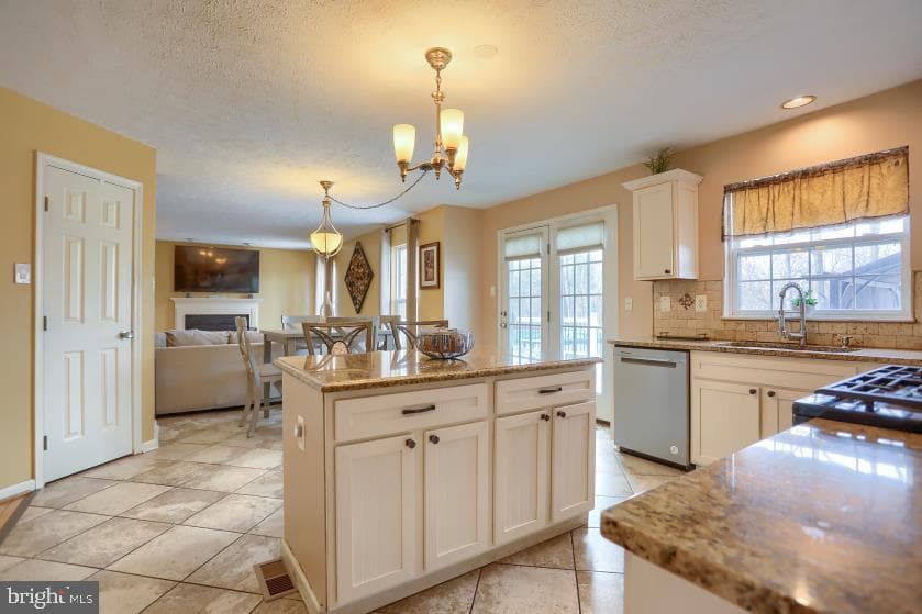902 Minglewood Lane photo 10