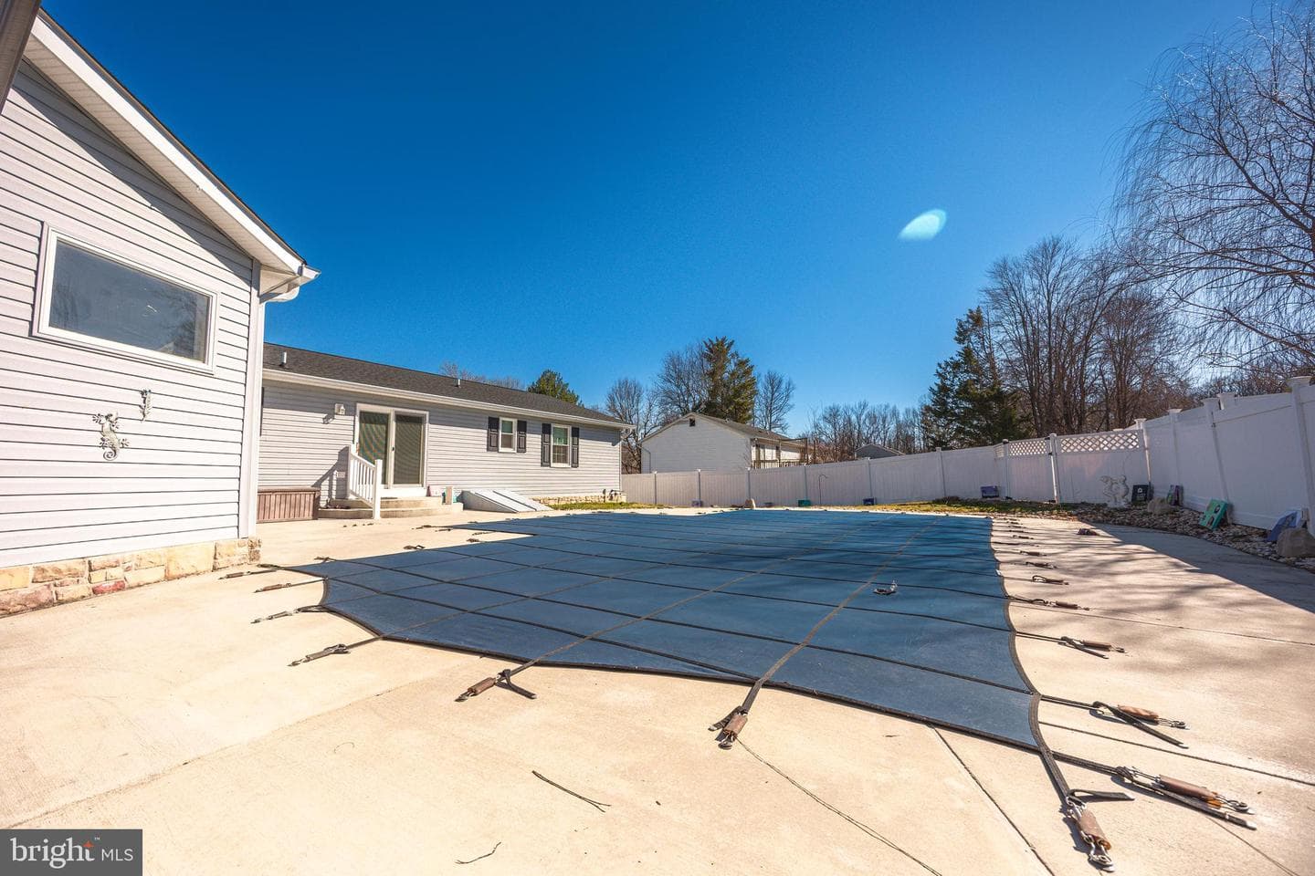716 Paradise Road photo 19