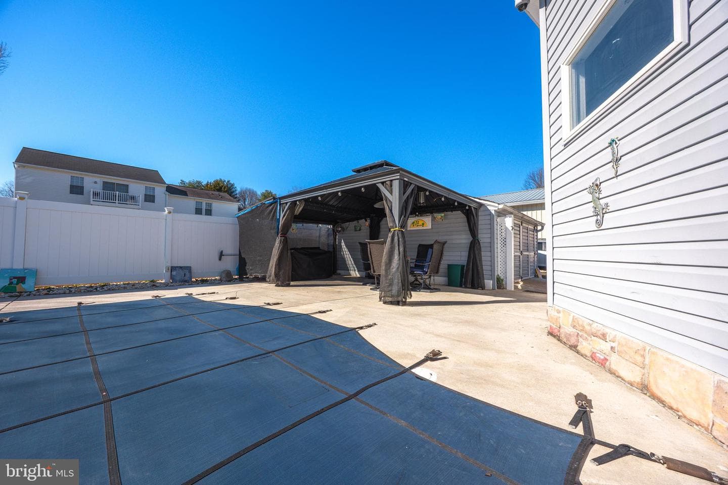 716 Paradise Road photo 30
