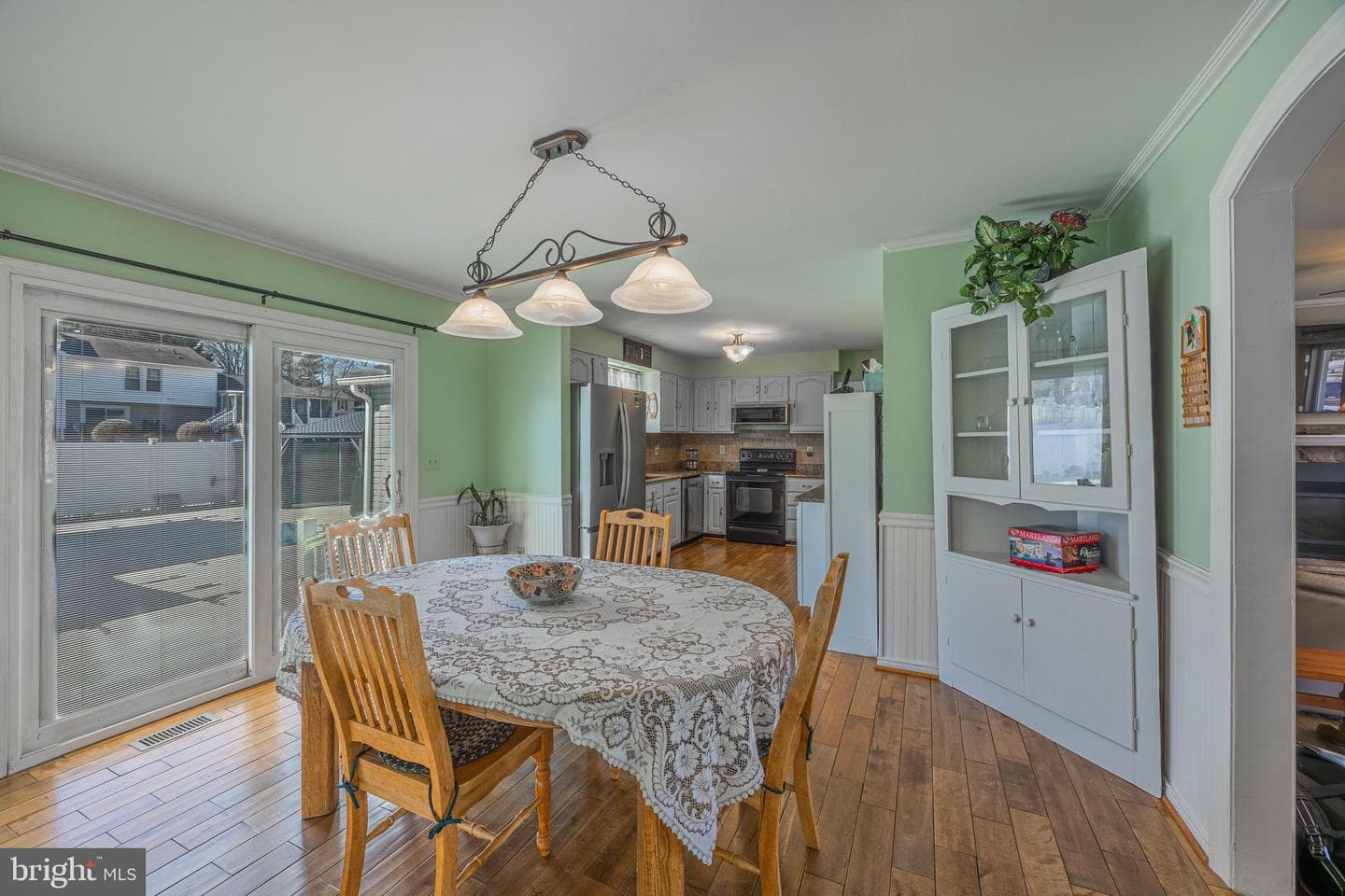 716 Paradise Road photo 38