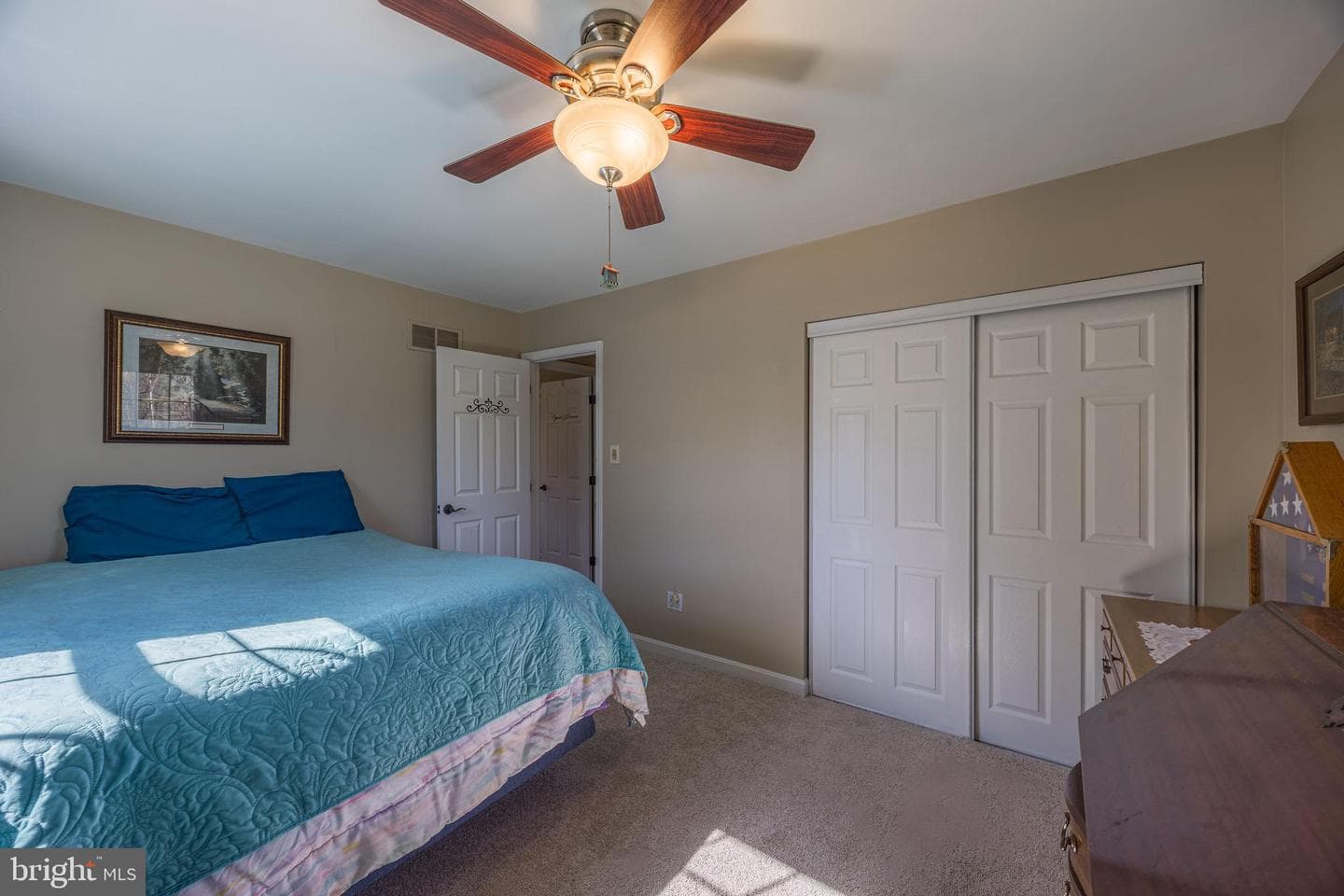 716 Paradise Road photo 54