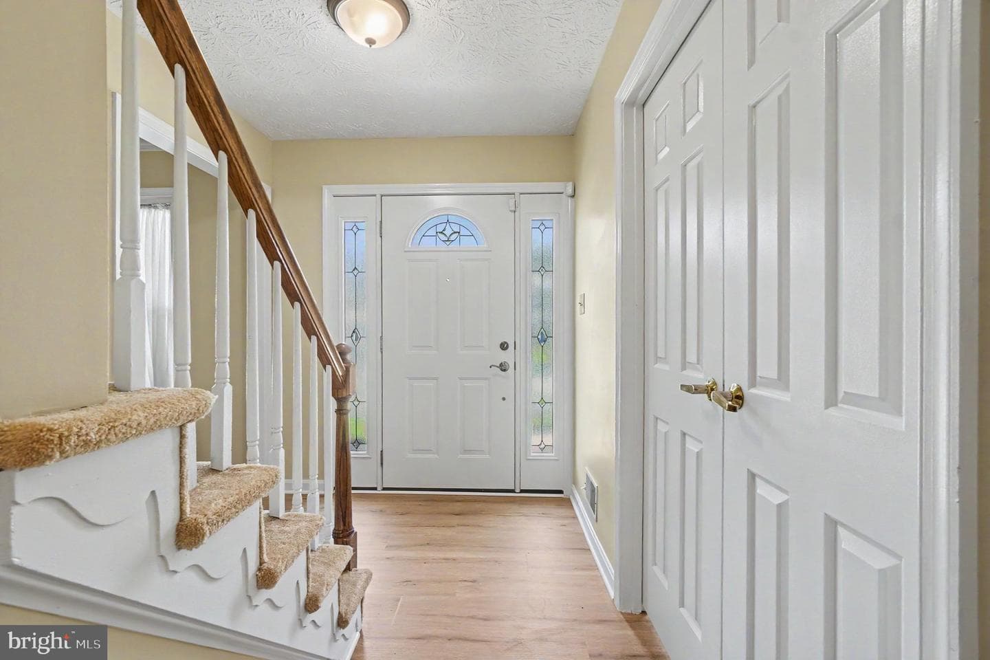 1562 Bentley Circle photo 6