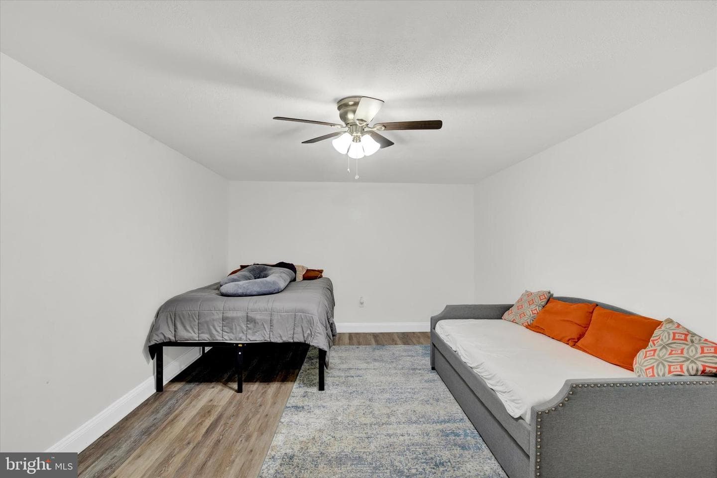 2015 S Fountain Green Road photo 18
