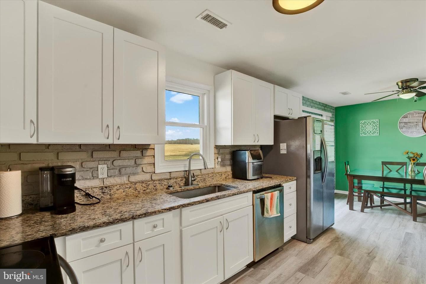 2015 S Fountain Green Road photo 9