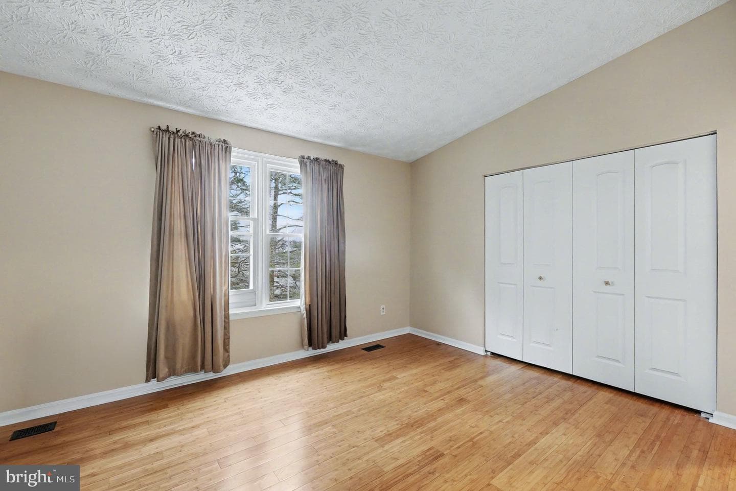 43 Oak Crest Court photo 12