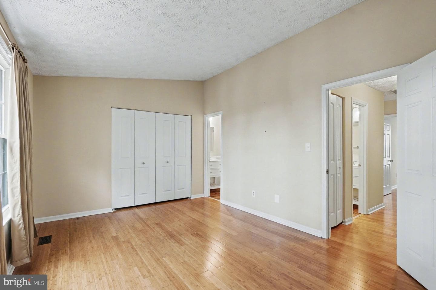 43 Oak Crest Court photo 13