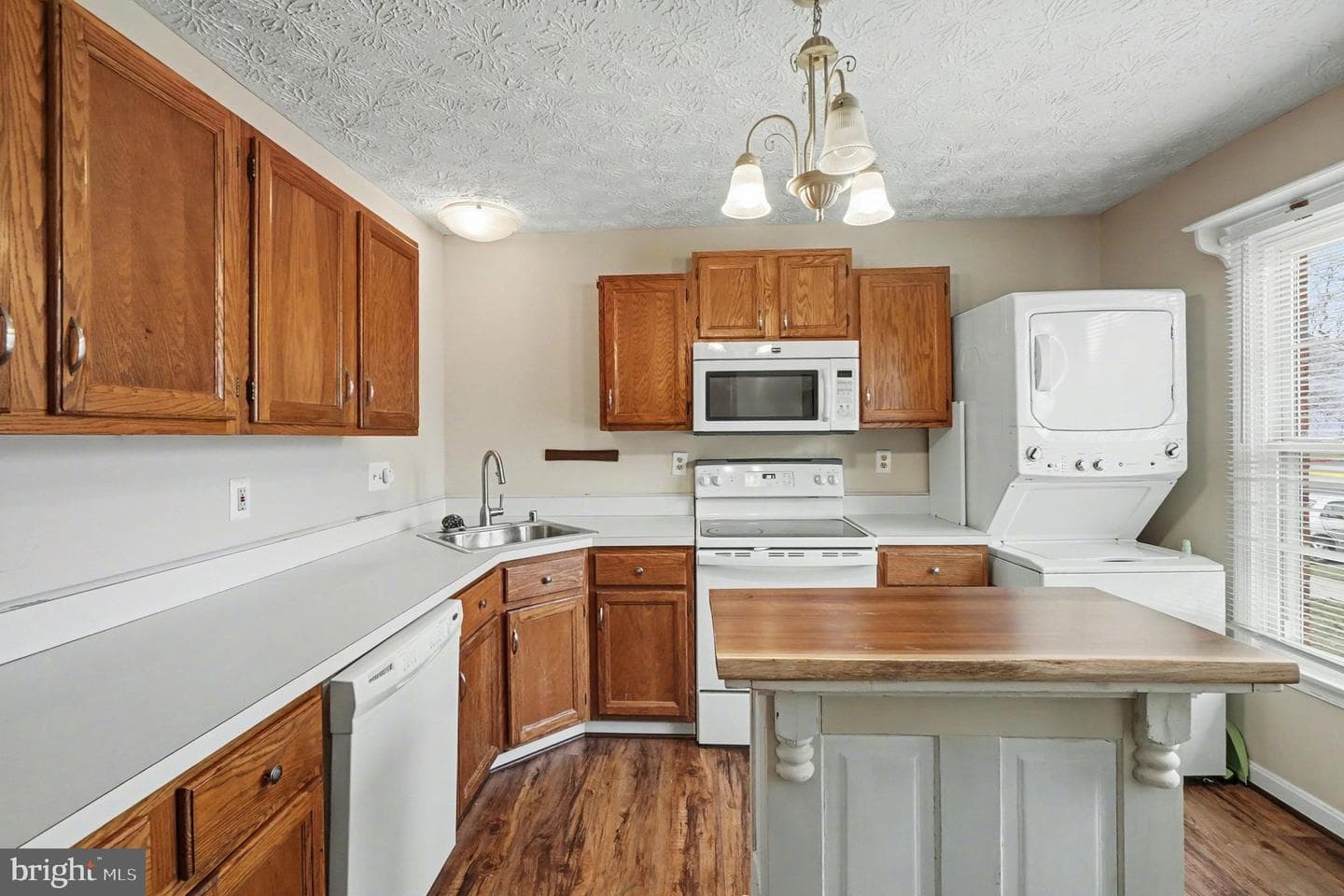 43 Oak Crest Court photo 8