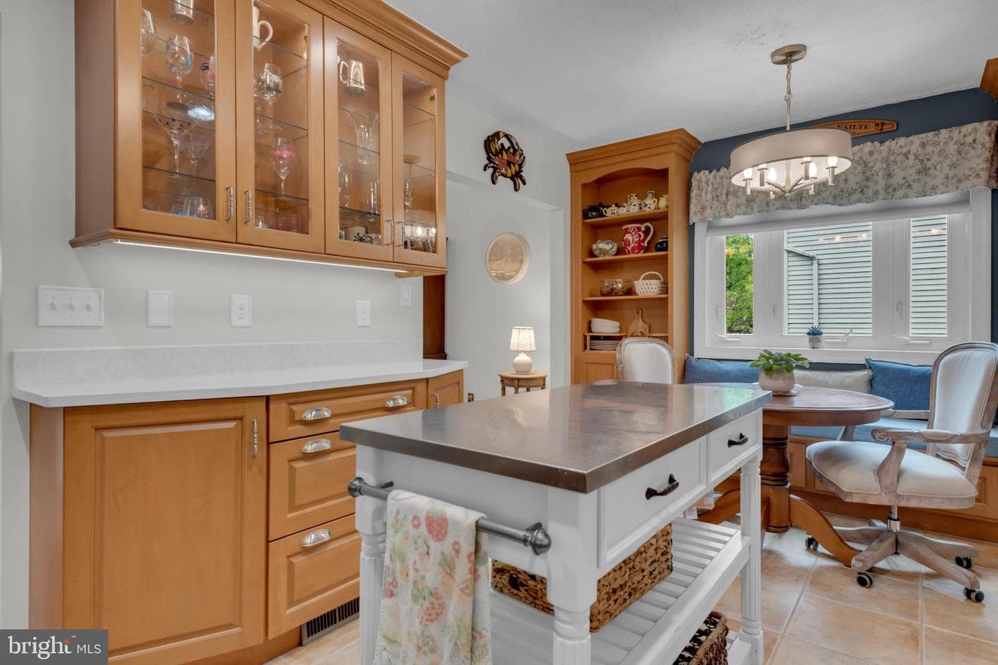 208 Yellow Brick Court photo 10