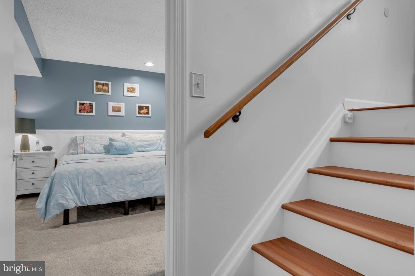 208 Yellow Brick Court photo 32