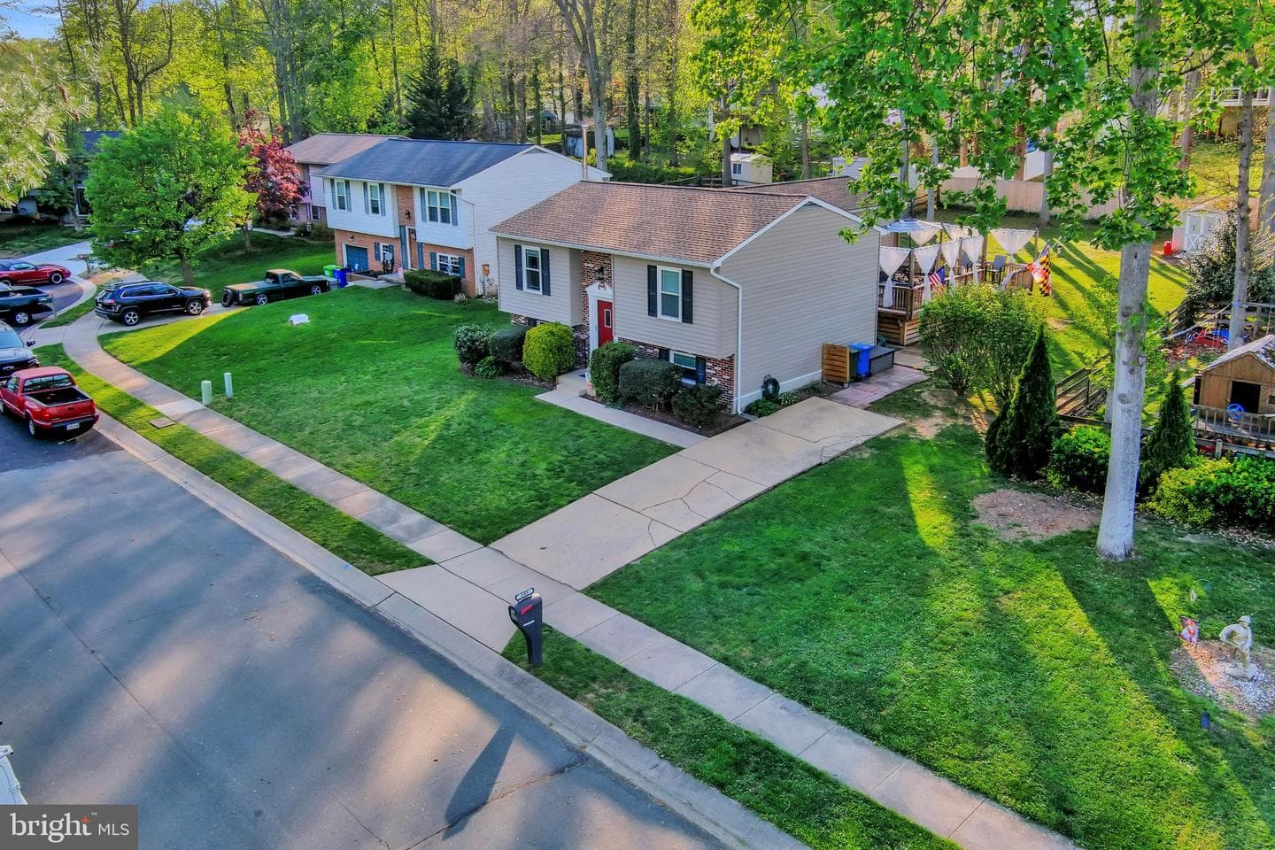 208 Yellow Brick Court photo 74