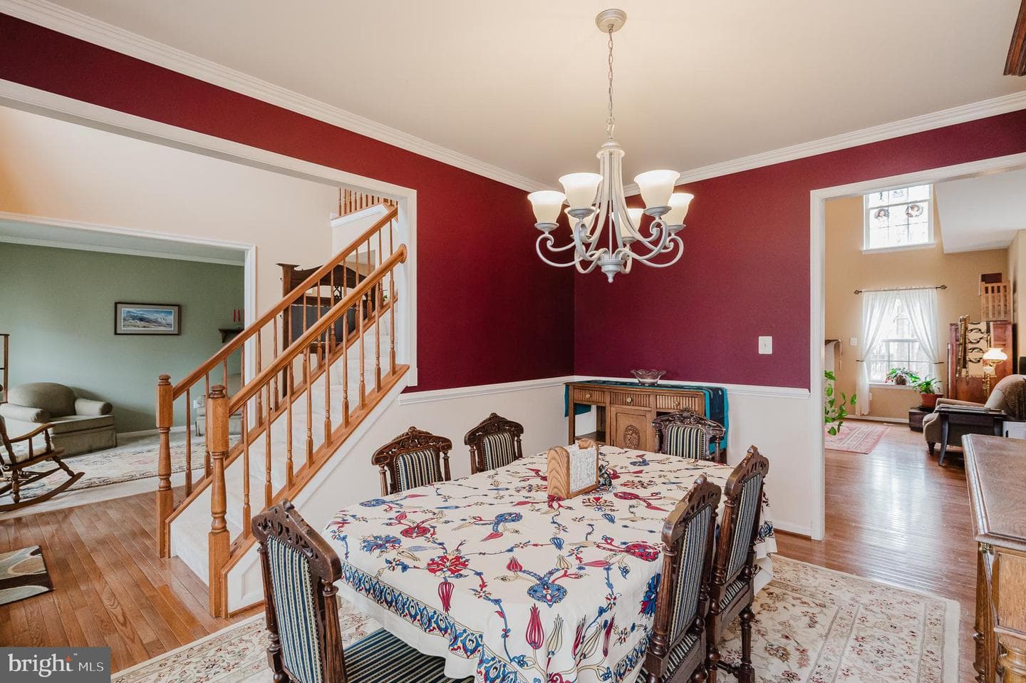 555 Beards Hill Road photo 15