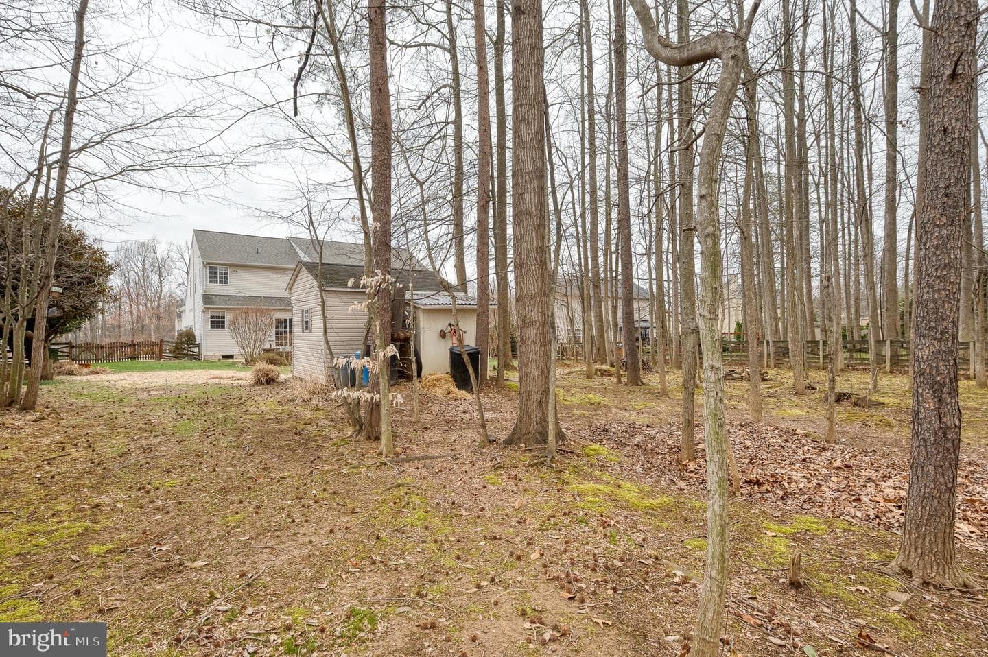 555 Beards Hill Road photo 93