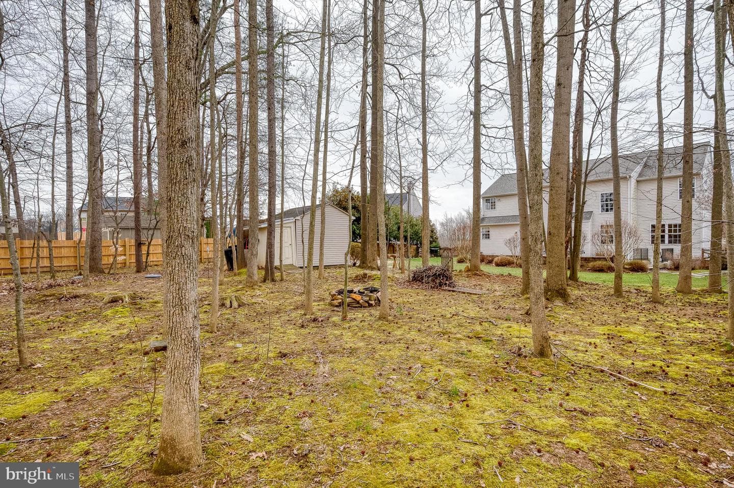 555 Beards Hill Road photo 95