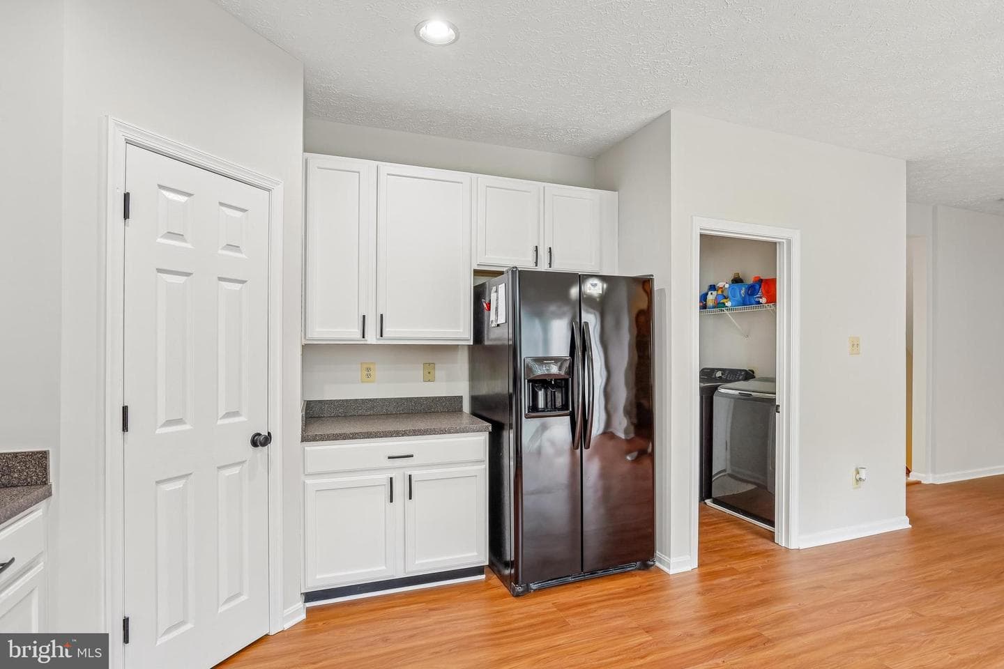 1402 Hilscher Court photo 13