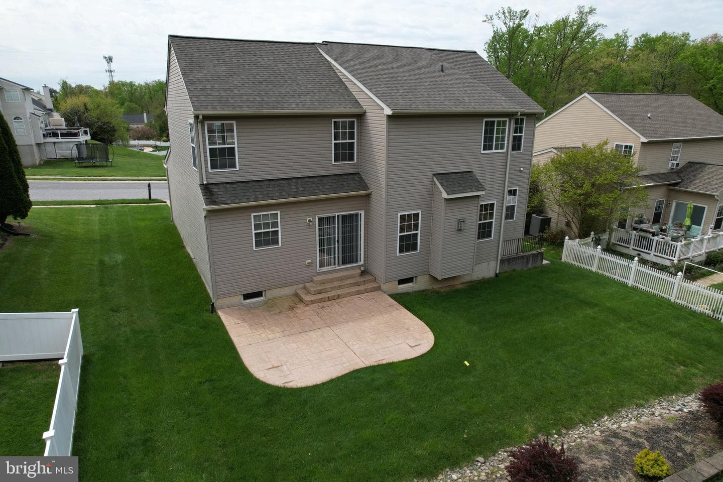 1402 Hilscher Court photo 37