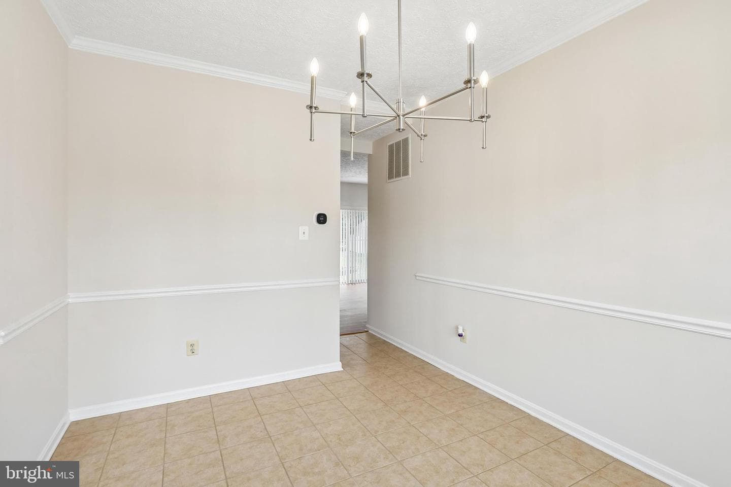 1402 Hilscher Court photo 9