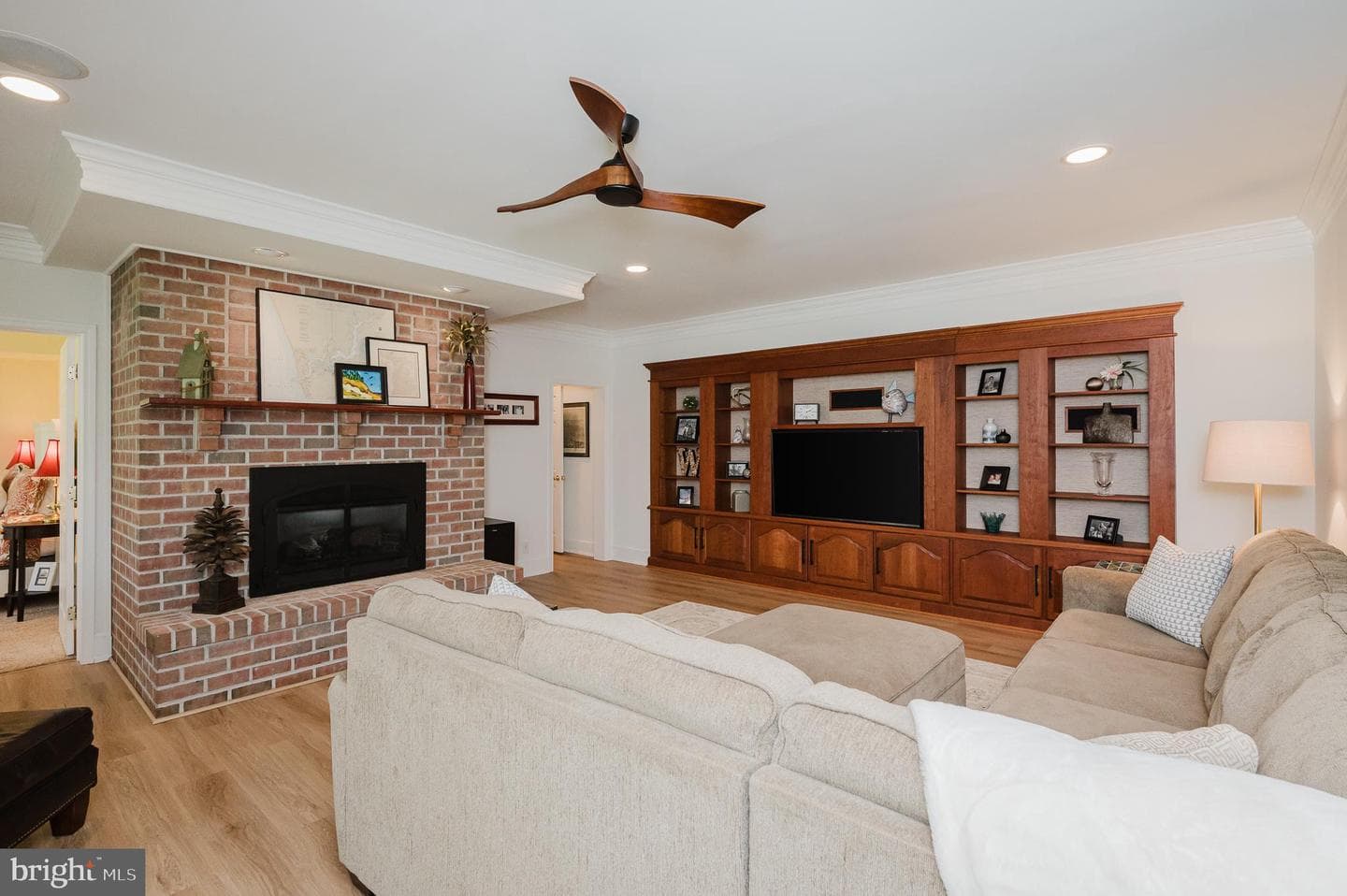 1408 Tayside Way photo 93