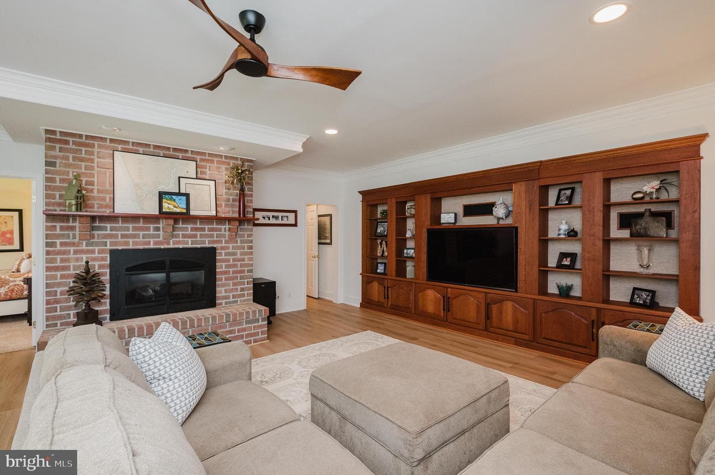 1408 Tayside Way photo 94
