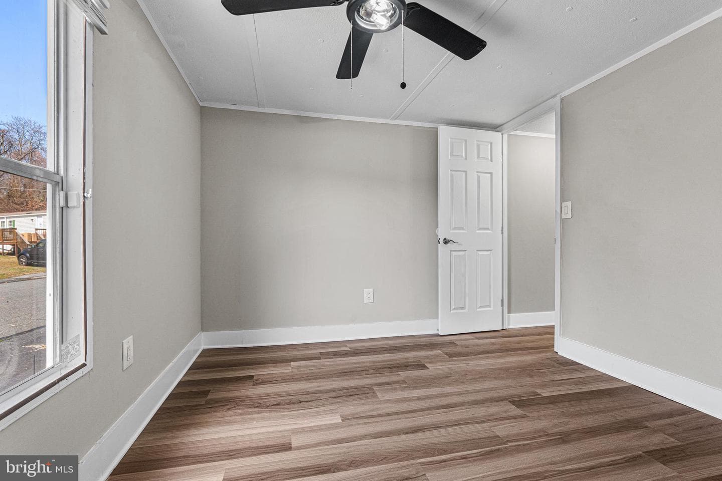 1919 Chipper Drive photo 7