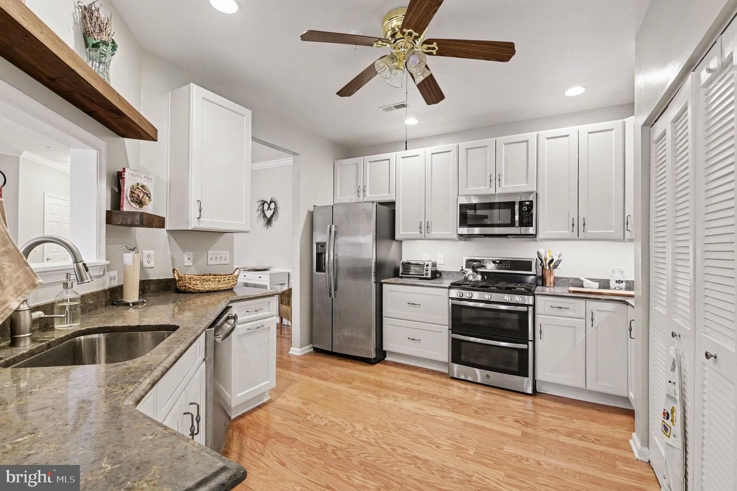 101 Nichols Street #6f photo 12
