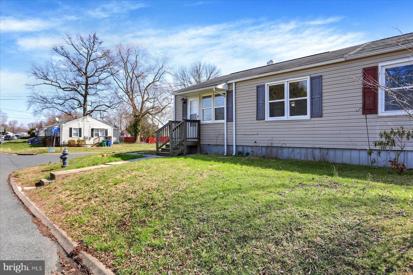 70 Swan Street photo 3