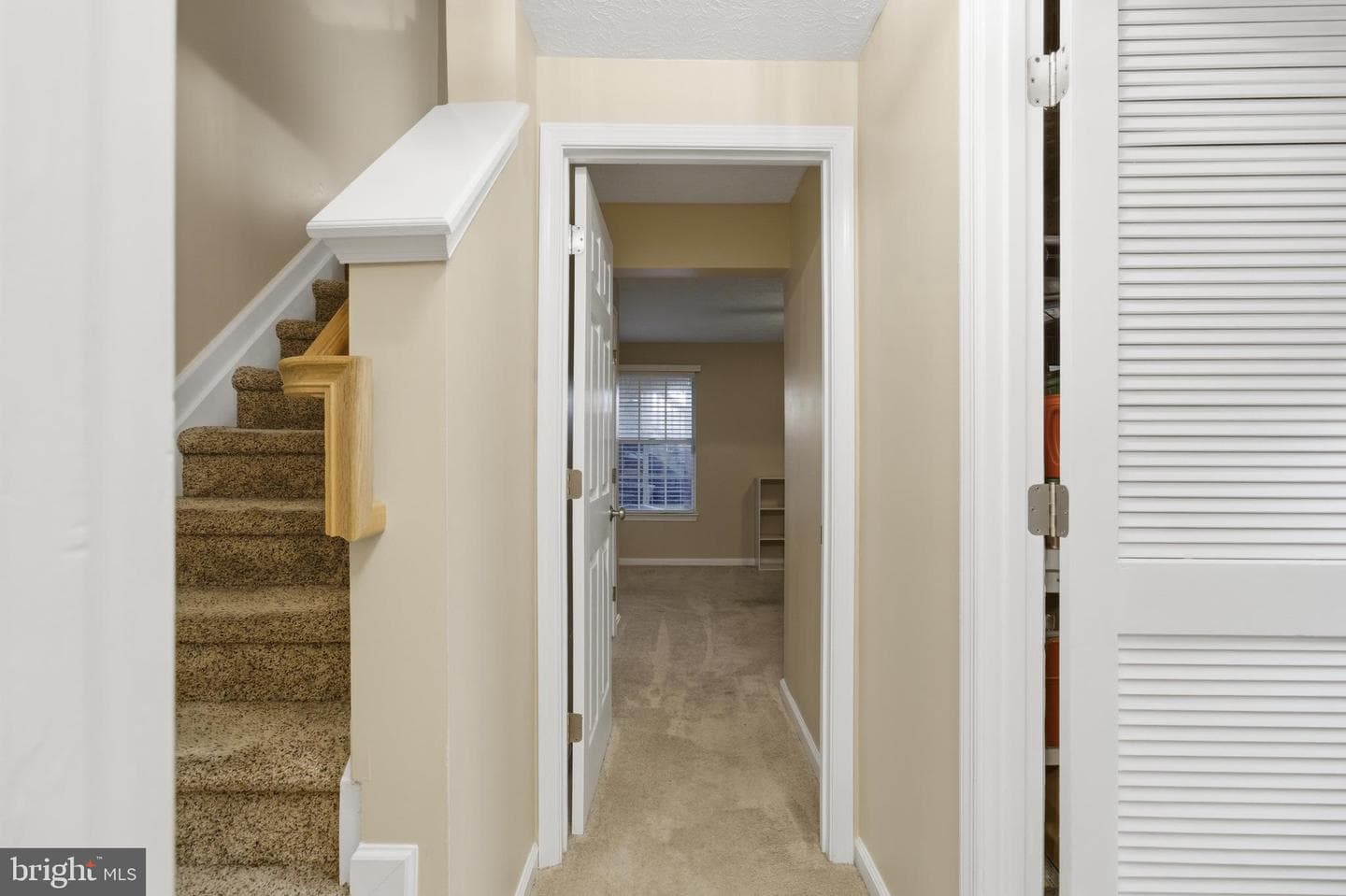 998 Jessicas Court #2 photo 24