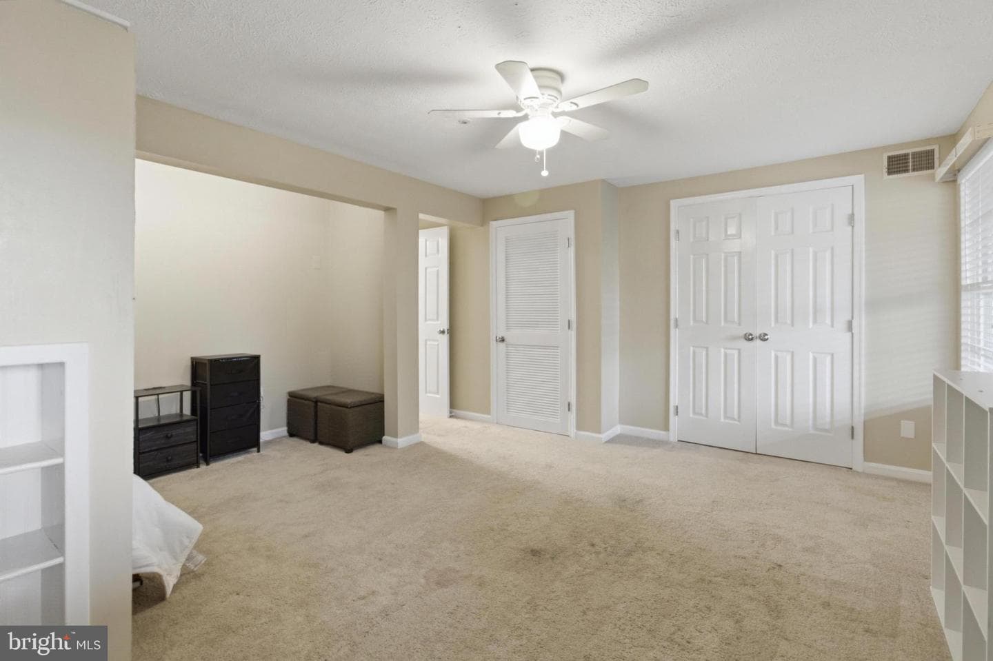 998 Jessicas Court #2 photo 26