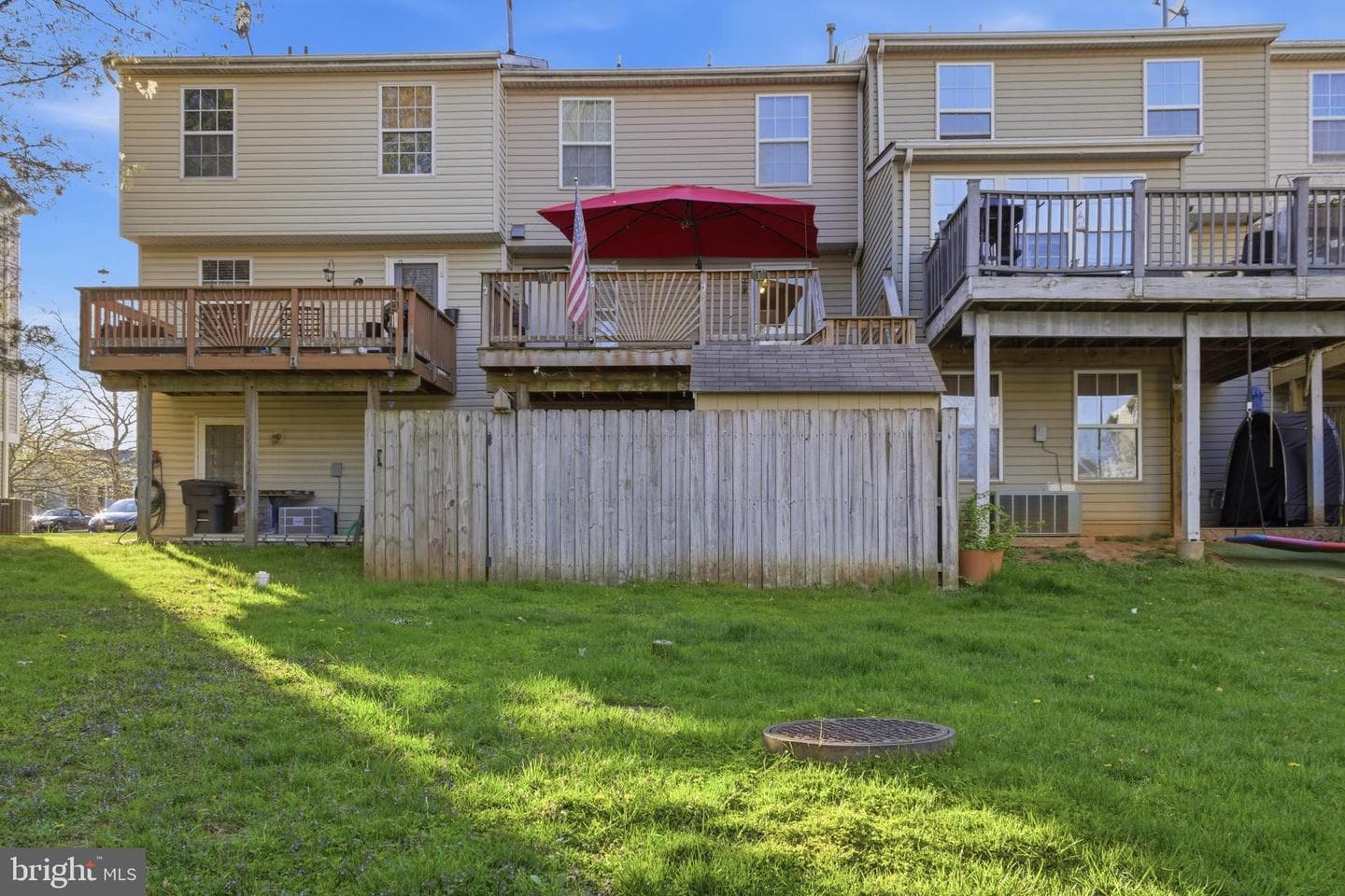 998 Jessicas Court #2 photo 34