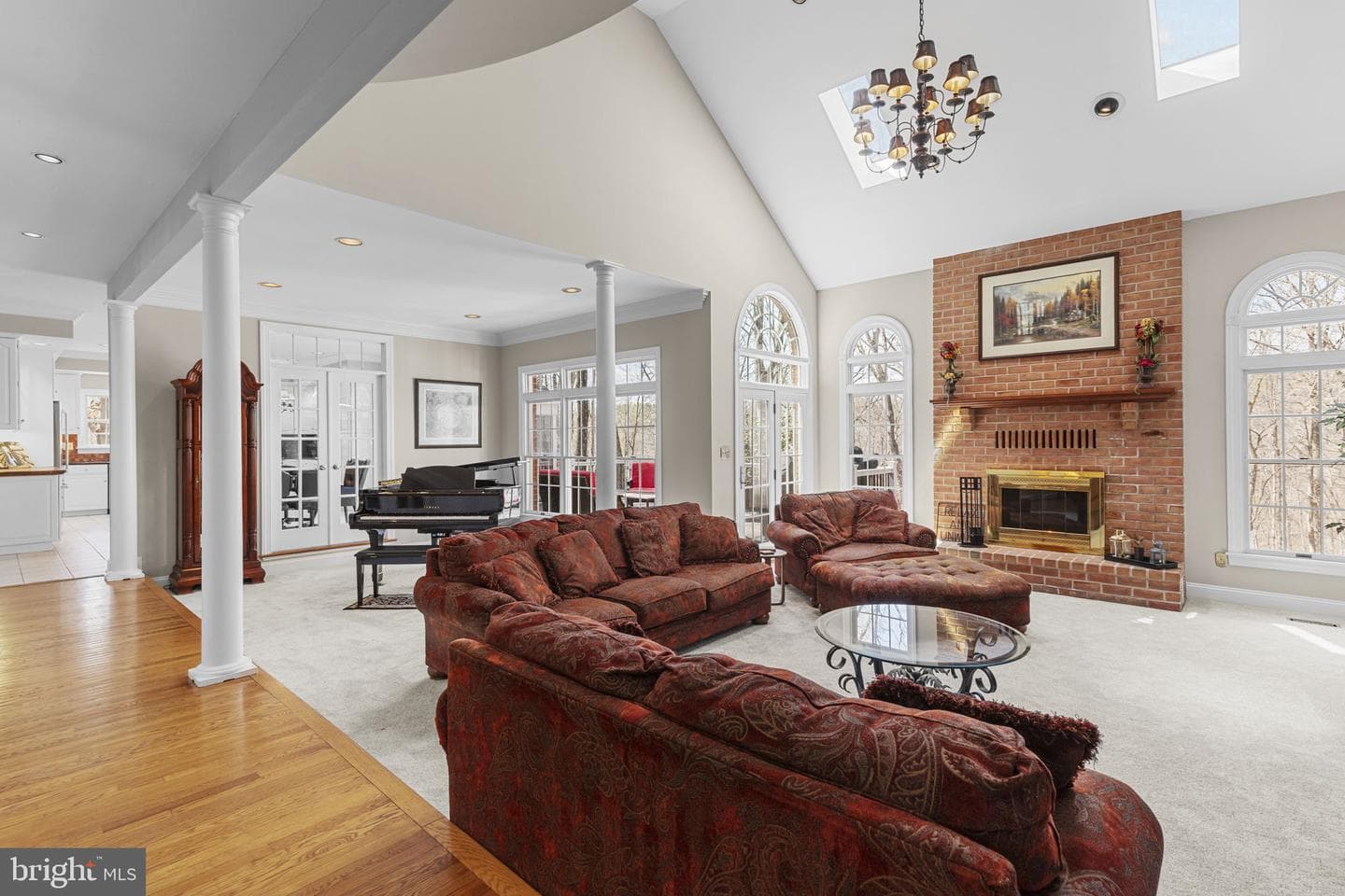 1406 Tayside Way photo 13