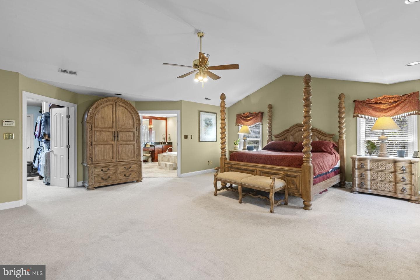 1406 Tayside Way photo 40