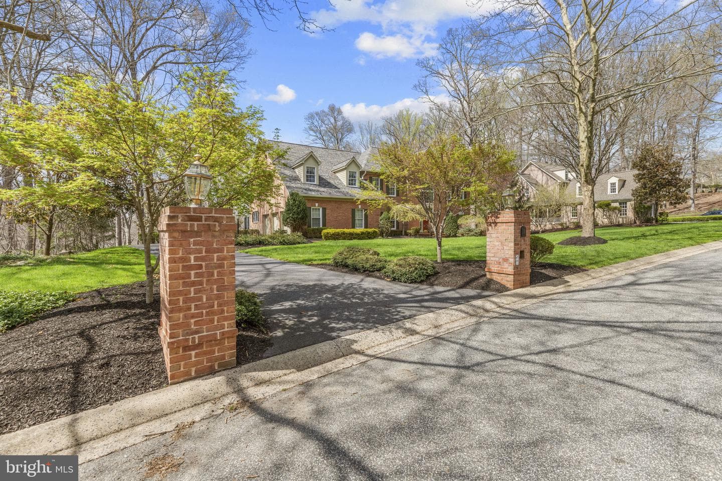 1406 Tayside Way photo 72