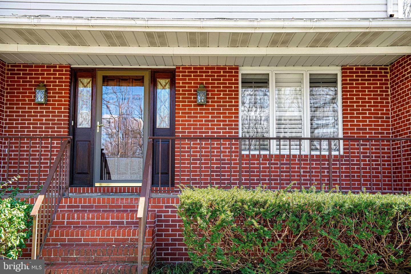 619 Ponderosa Drive photo 4