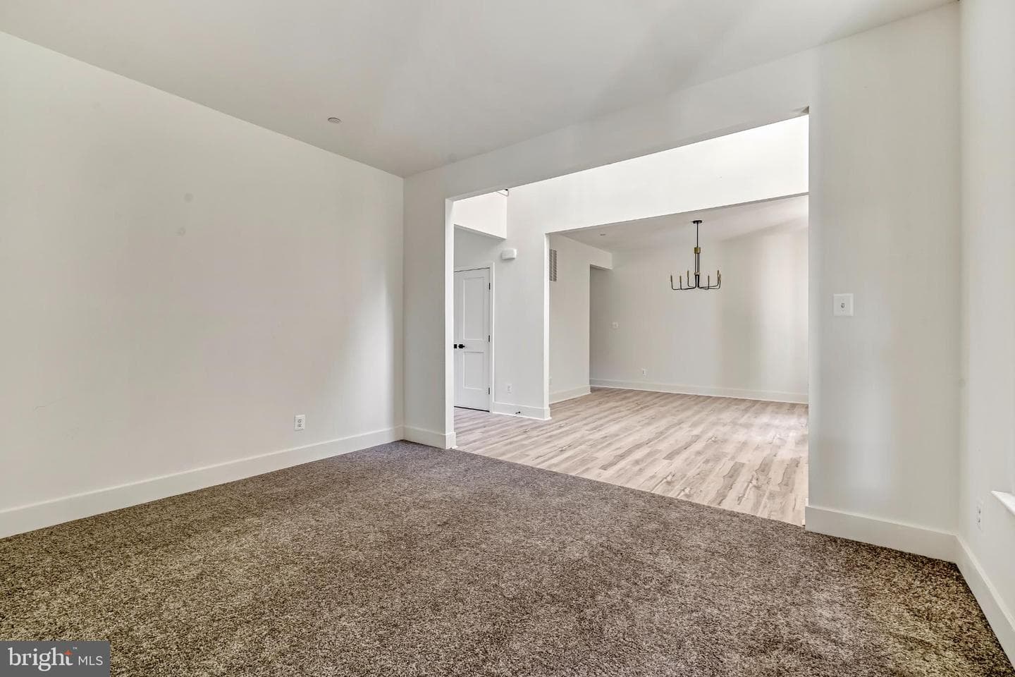 1909 Mitchell Drive photo 34