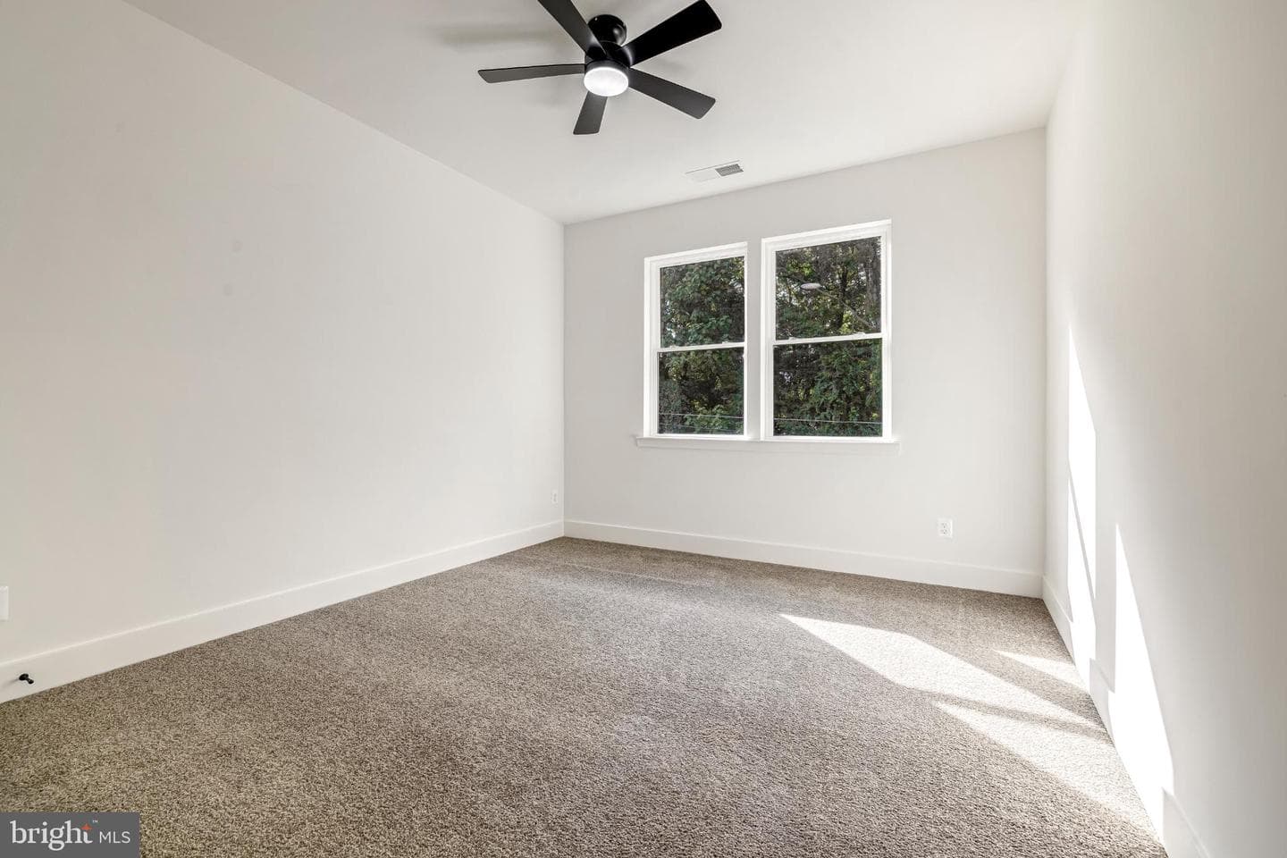 1909 Mitchell Drive photo 68