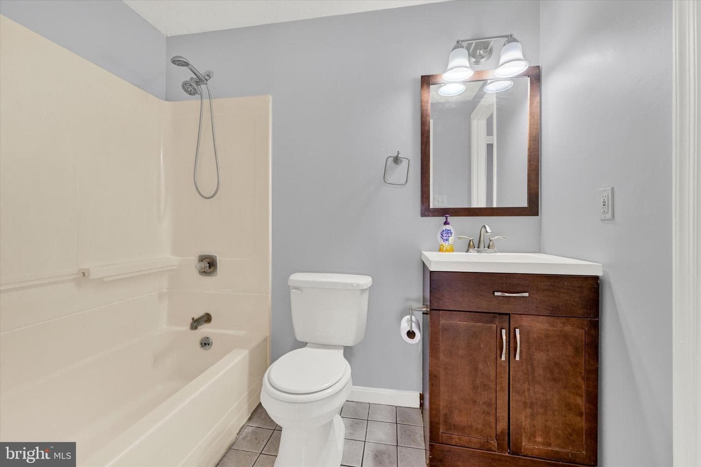 128 Ravenswood Court photo 22