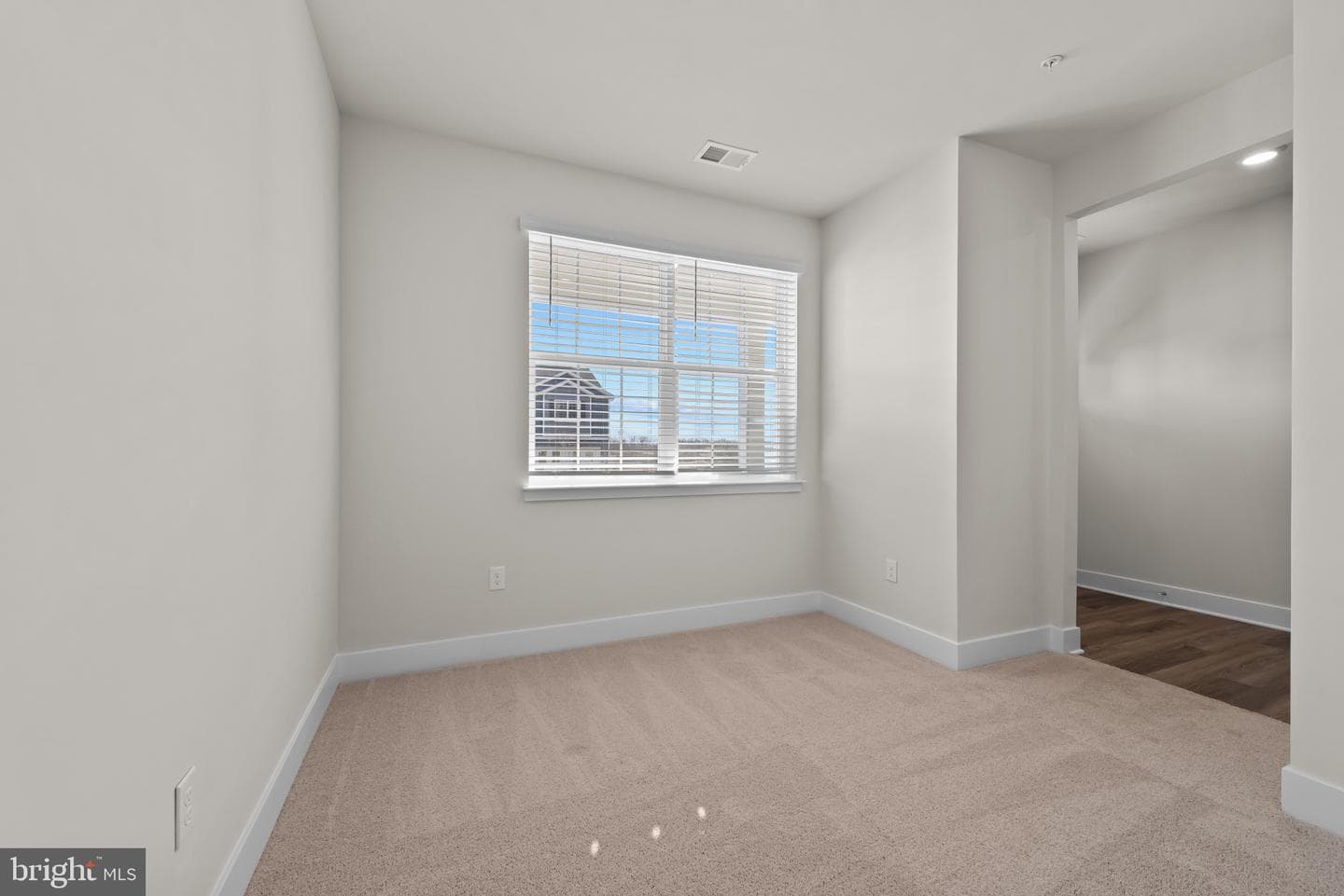 801 Hyssop Court photo 6