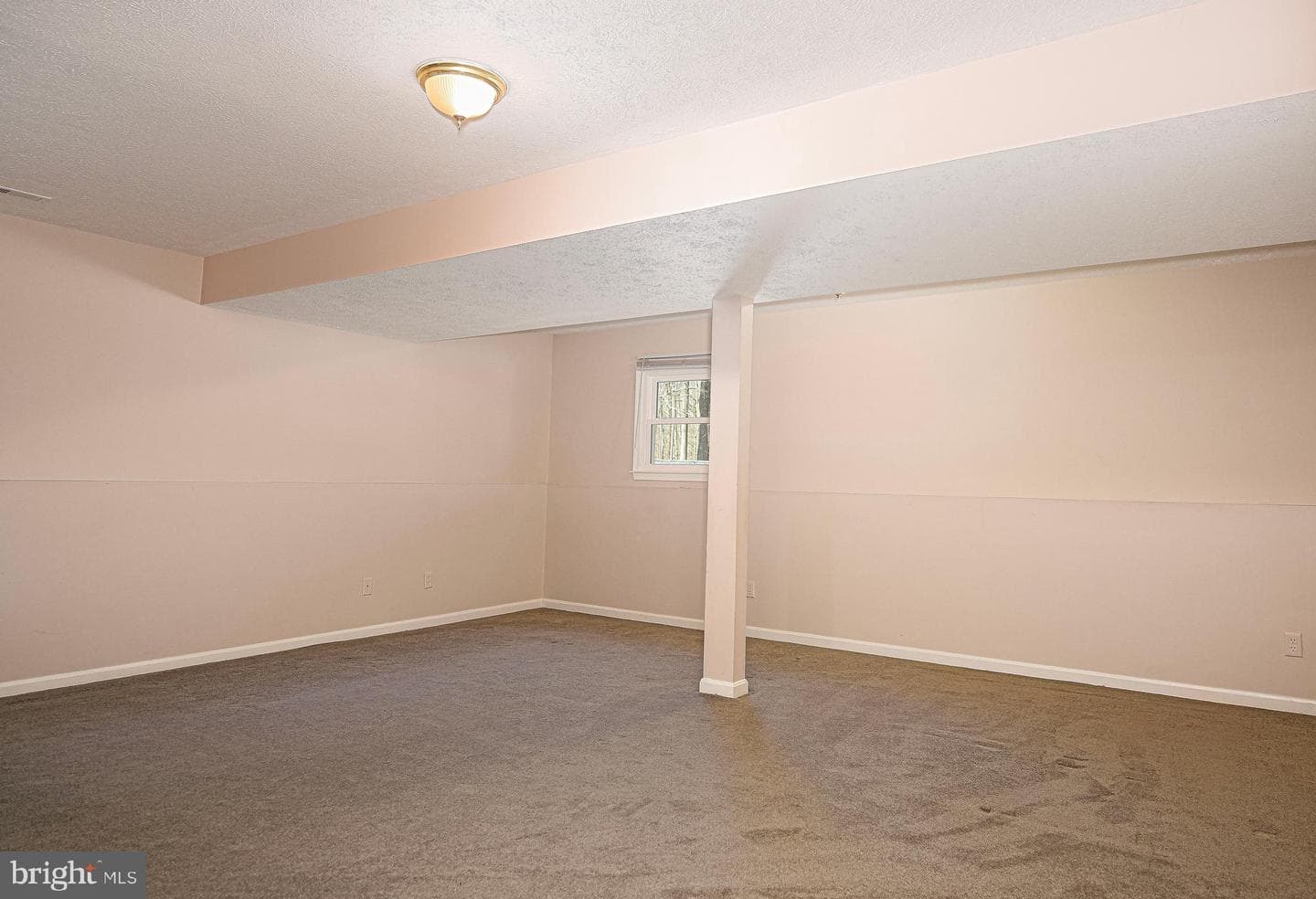756 Everist Drive photo 25
