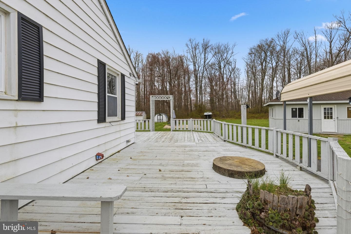 1503 Green Road photo 25