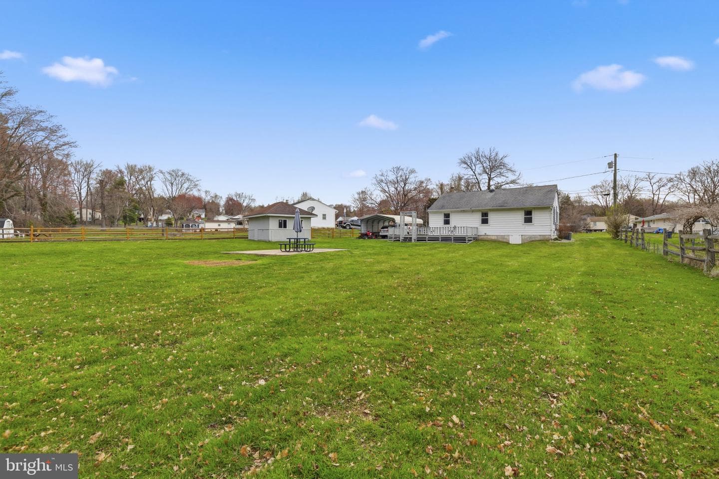 1503 Green Road photo 36