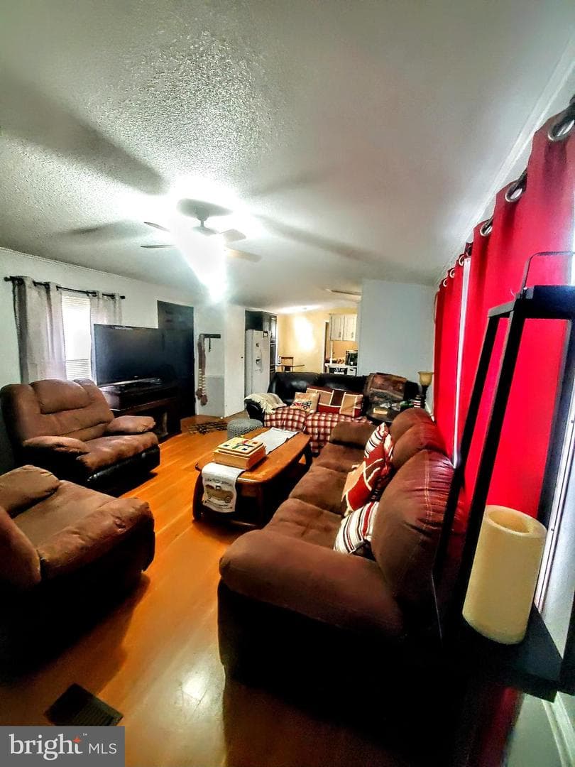 228 Poclain Drive photo 6