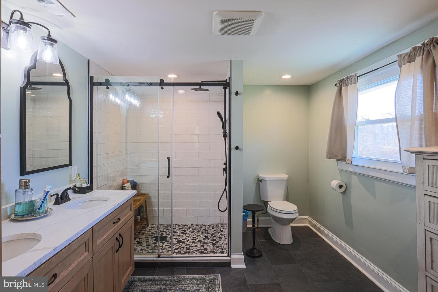 402 Philadelphia Road photo 45
