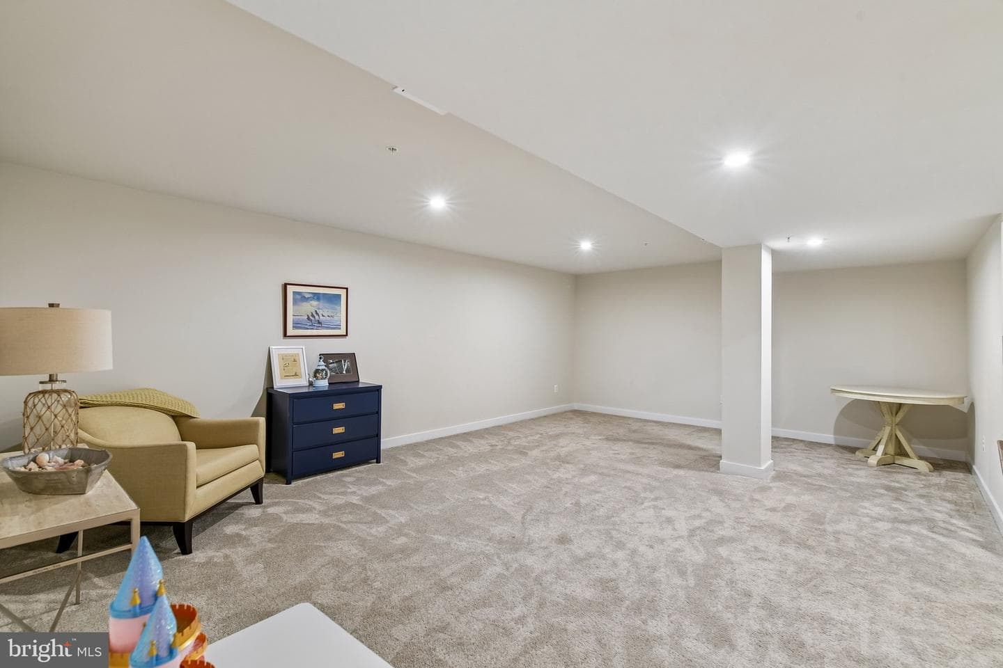 637 Iron Road photo 30