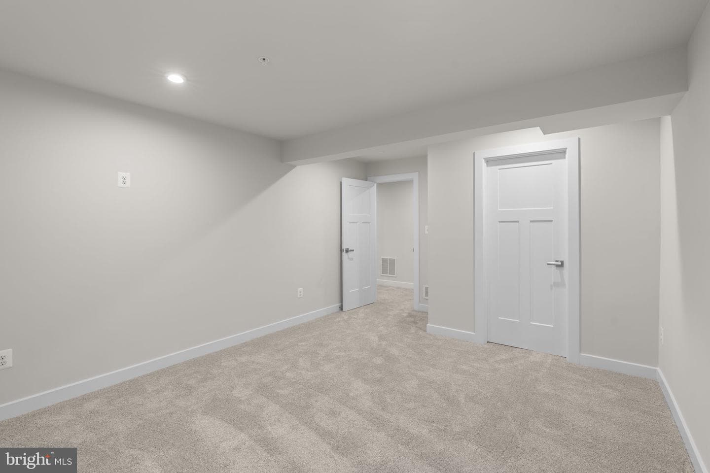 747 Sagebrush Loop photo 36