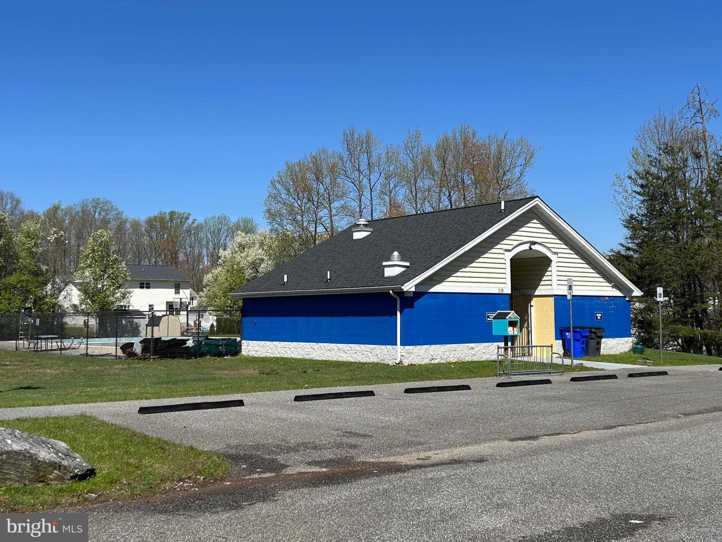1116 Walnut Hill Court photo 40