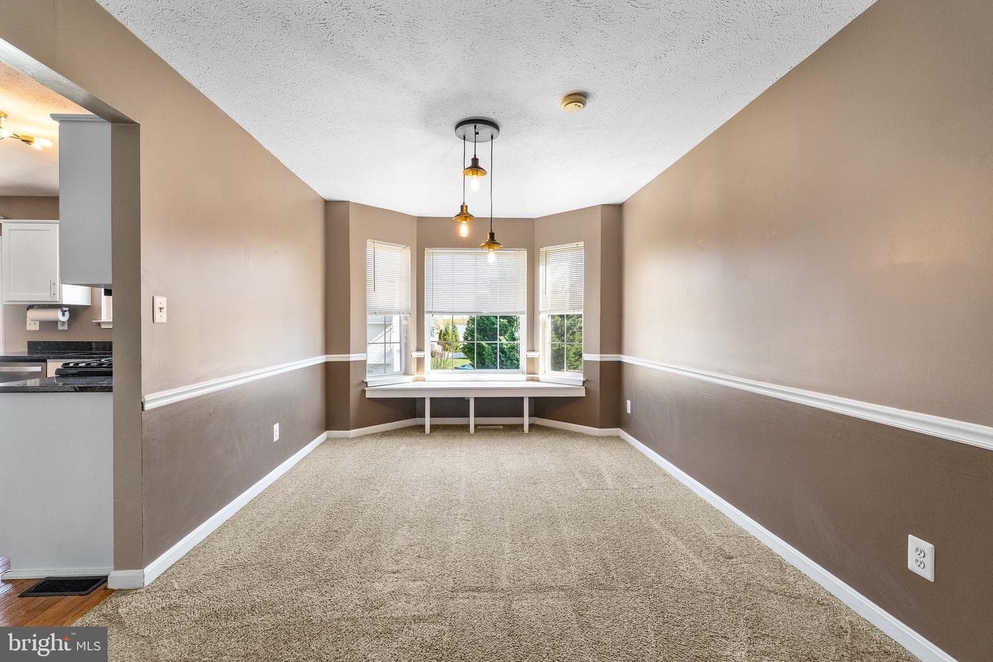 1116 Walnut Hill Court photo 7