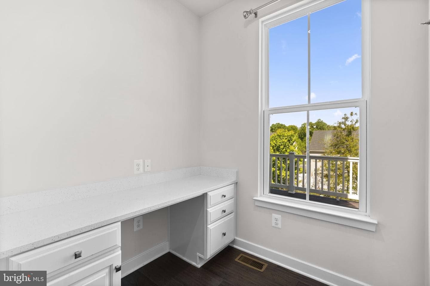 733 Iron Gate Road photo 16