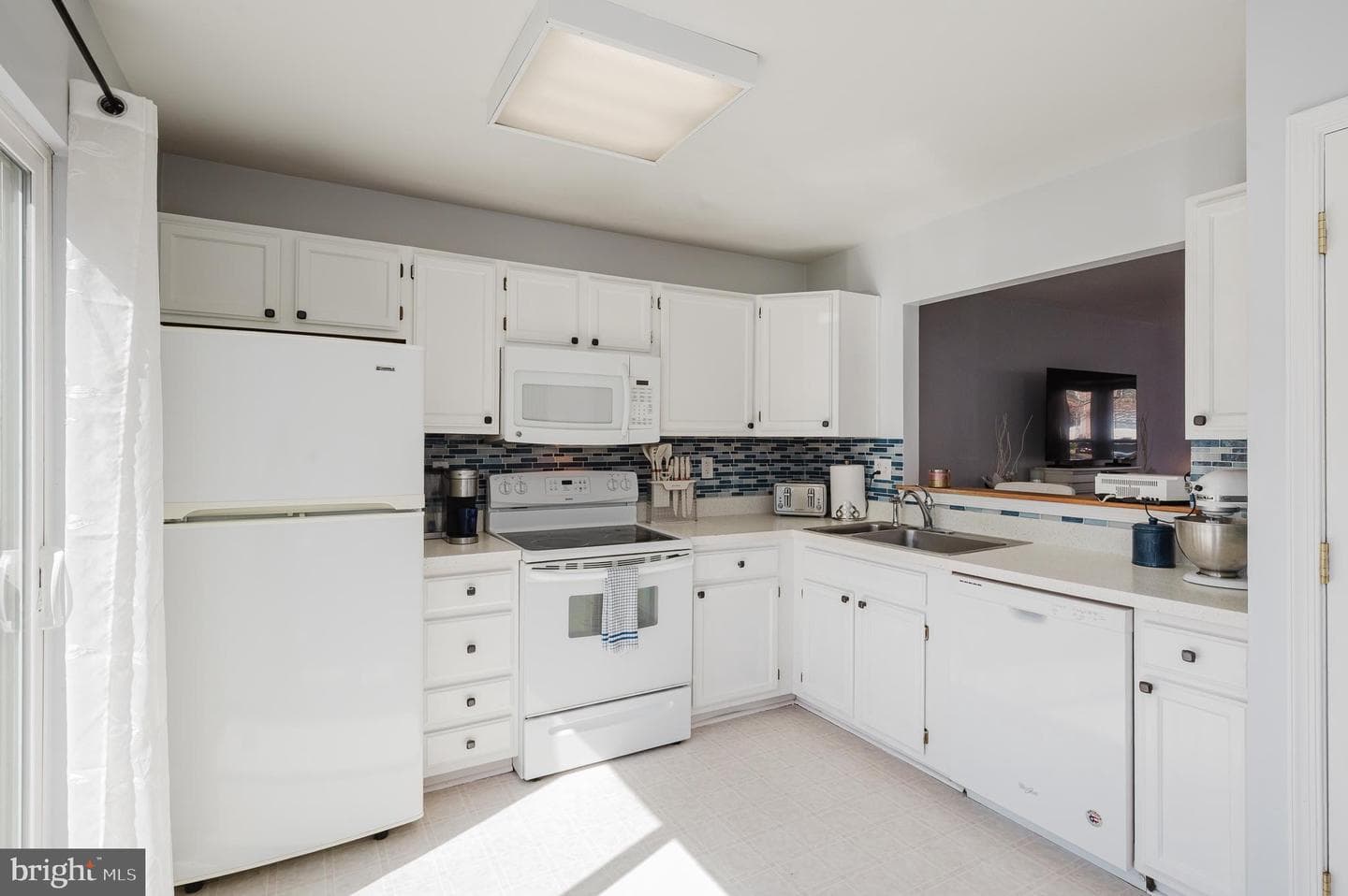 304 Sunray Court photo 13