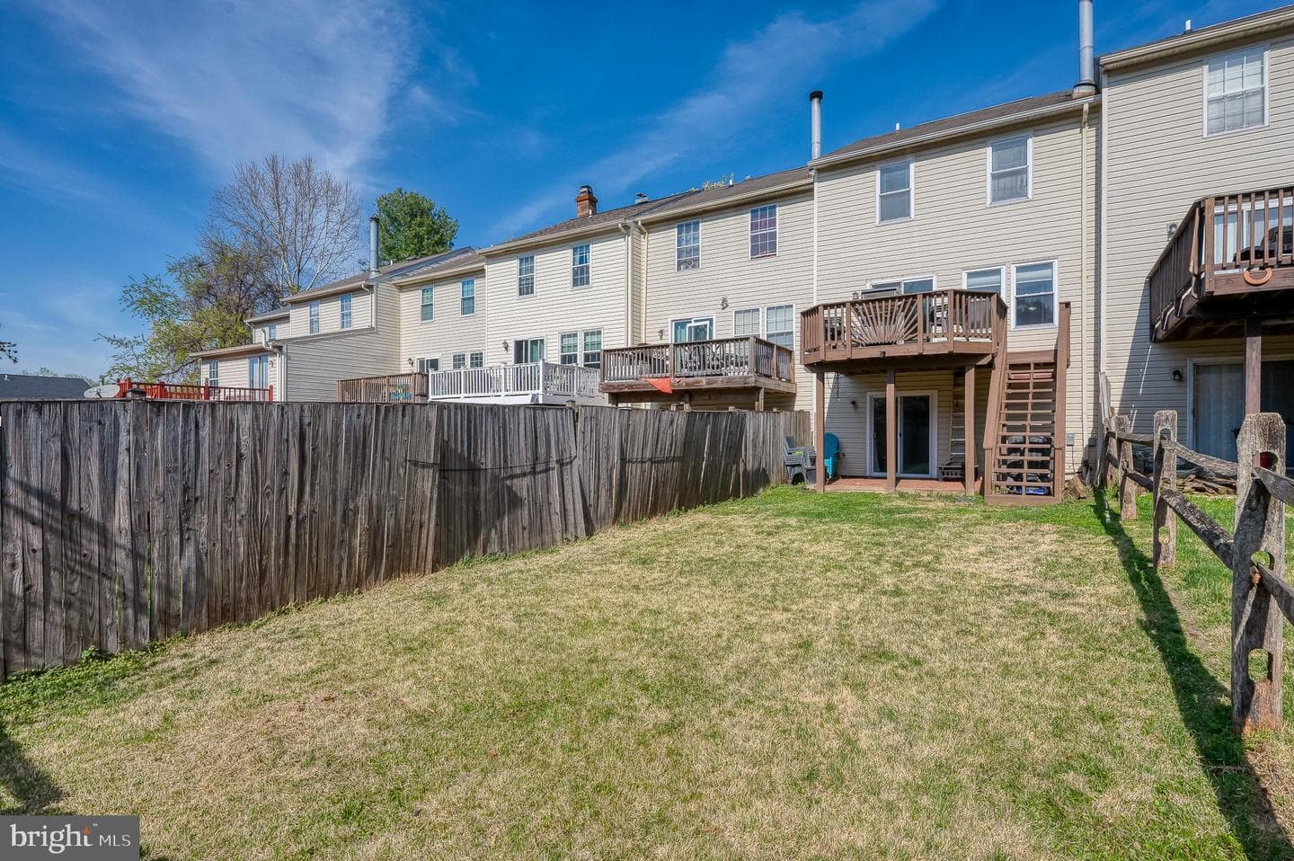 304 Sunray Court photo 44