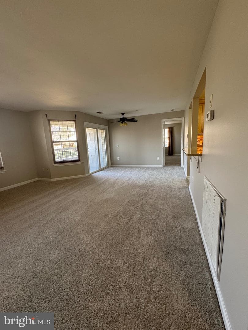 1310 Sheridan Place #28 photo 15
